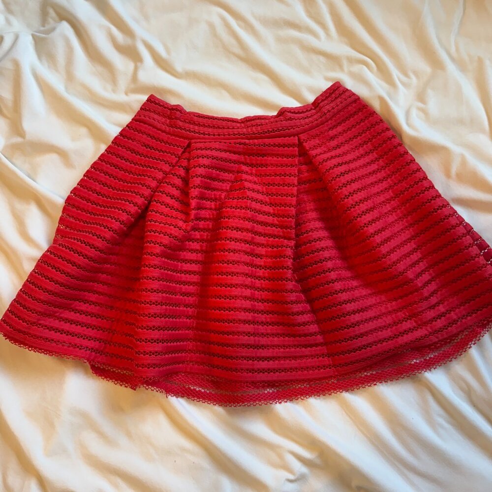Express Red Textured Mini Skirt – Size 6